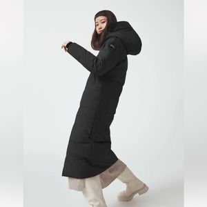Canada Goose Mystique Parka Black Label Fusion Fit size XS